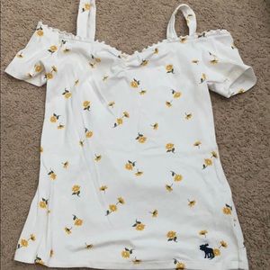 Girls Abercrombie off the shoulder top